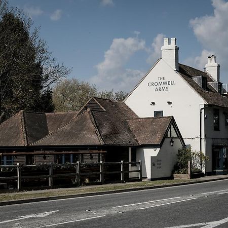Cromwell Arms Country Pub With Rooms Romsey Extérieur photo